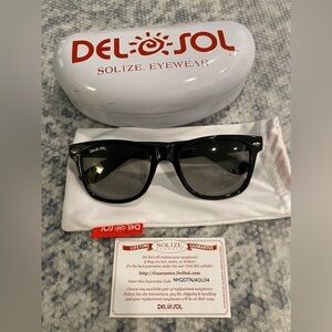 New Del Sole Solize Color Changing Lenses Black Sunglasses
